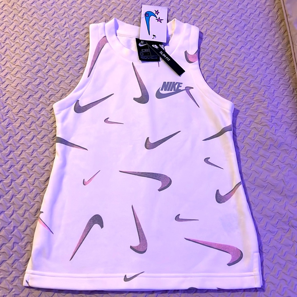Girls Nike tank